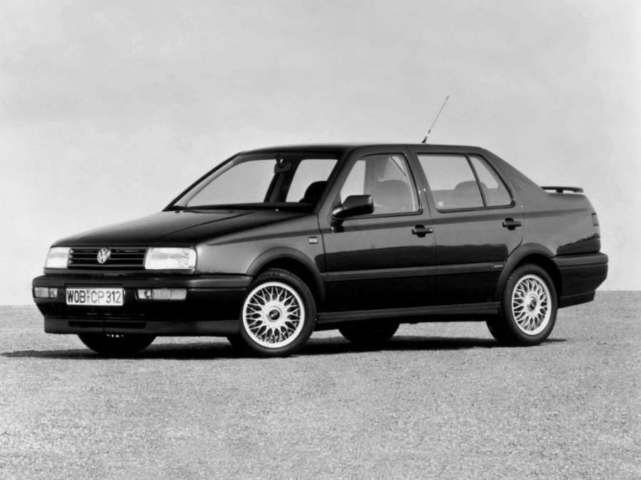  Volkswagen Vento VR6 1992 года  (фото 3 из 5)
